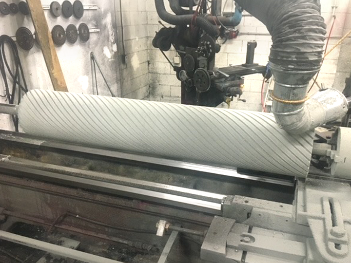 Rubber Roll on Machine